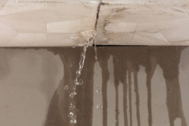 Professional Sewage Cleanup technician working in Saunderstown, RI